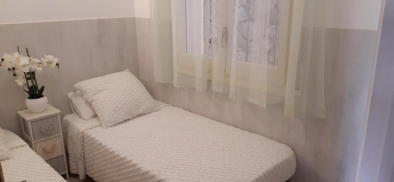 Ferienwohnung Roses Sobre El Mar Exterior foto